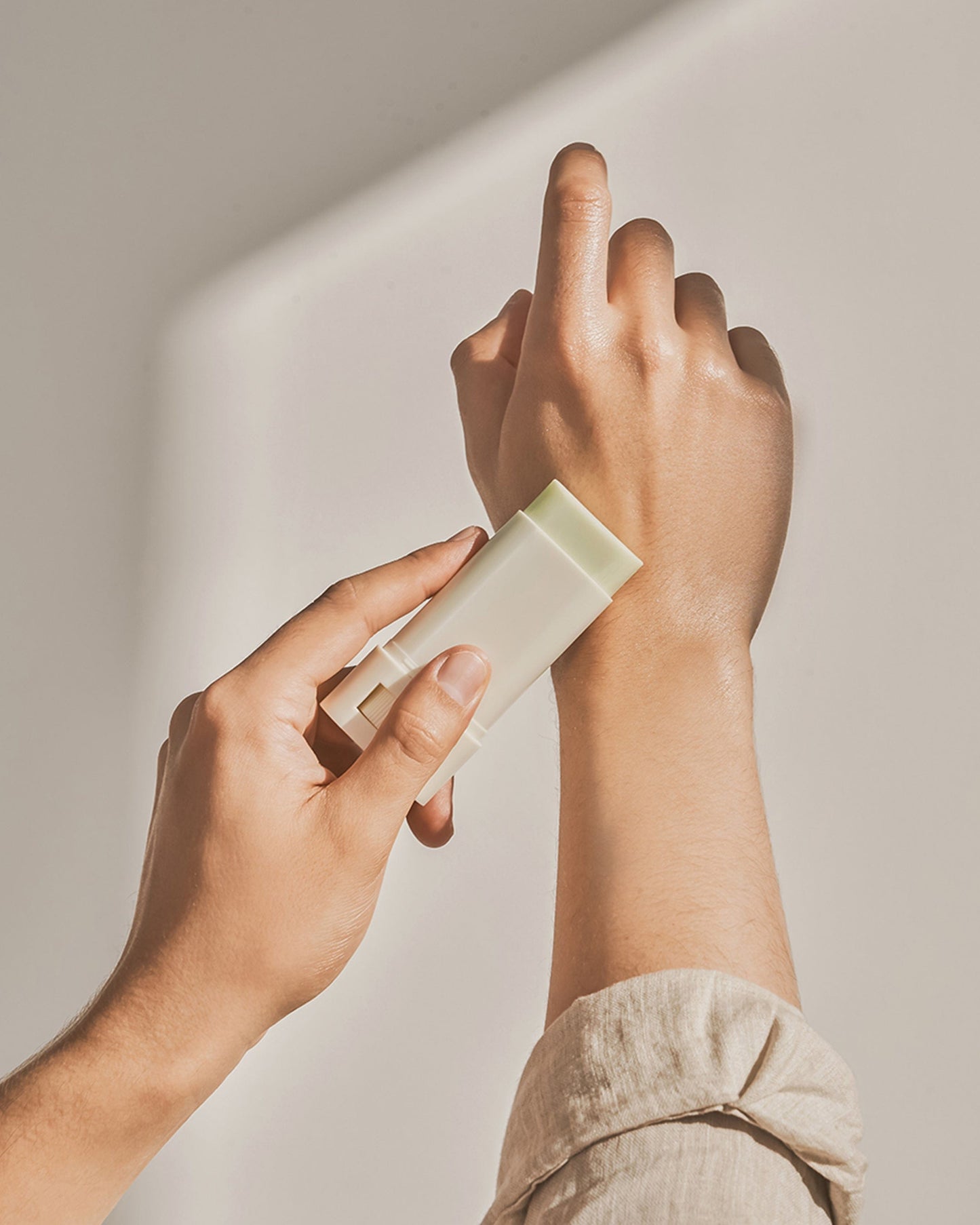 [BEAUTY OF JOSEON] Matte Sun Stick : Mugwort+Camelia (SPF 50+ PA++++)